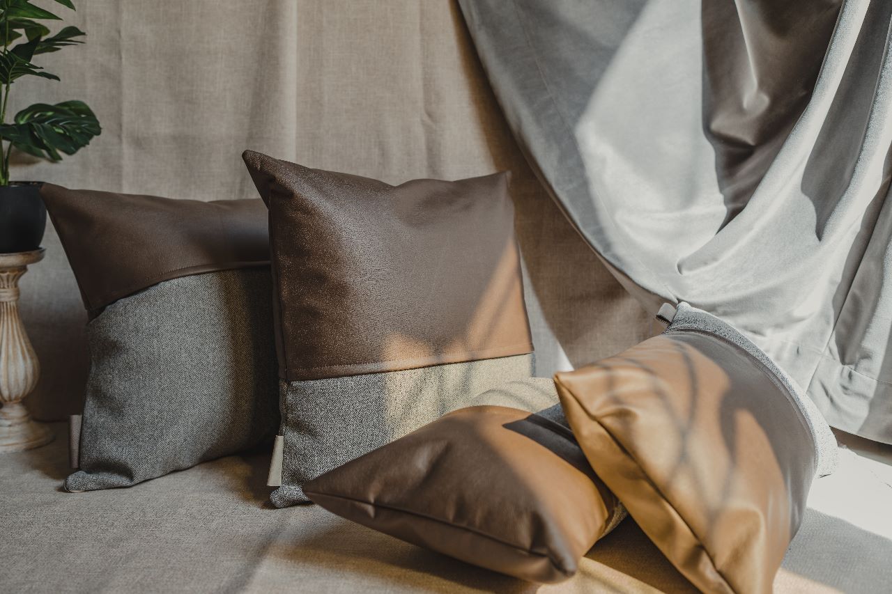 Brown Match - 4 Pieces