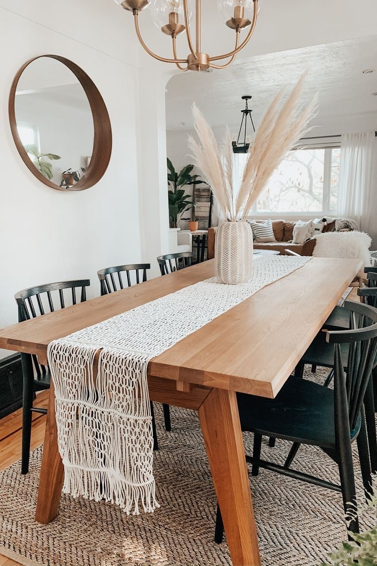 Dining table + Chairs BUD1